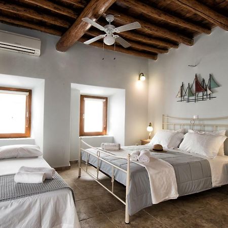 Gavrion'S Nest - Premium Cycladic Studio Bagian luar foto