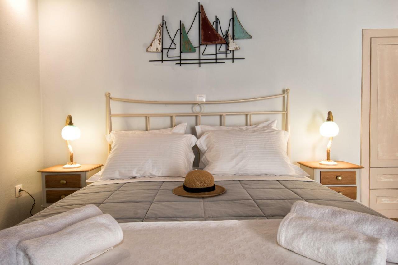 Gavrion'S Nest - Premium Cycladic Studio Bagian luar foto